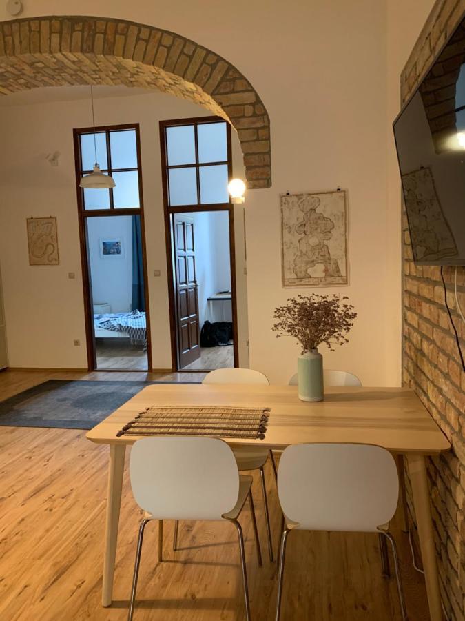 French Touch Apartment With Free Parking Budapest Extérieur photo