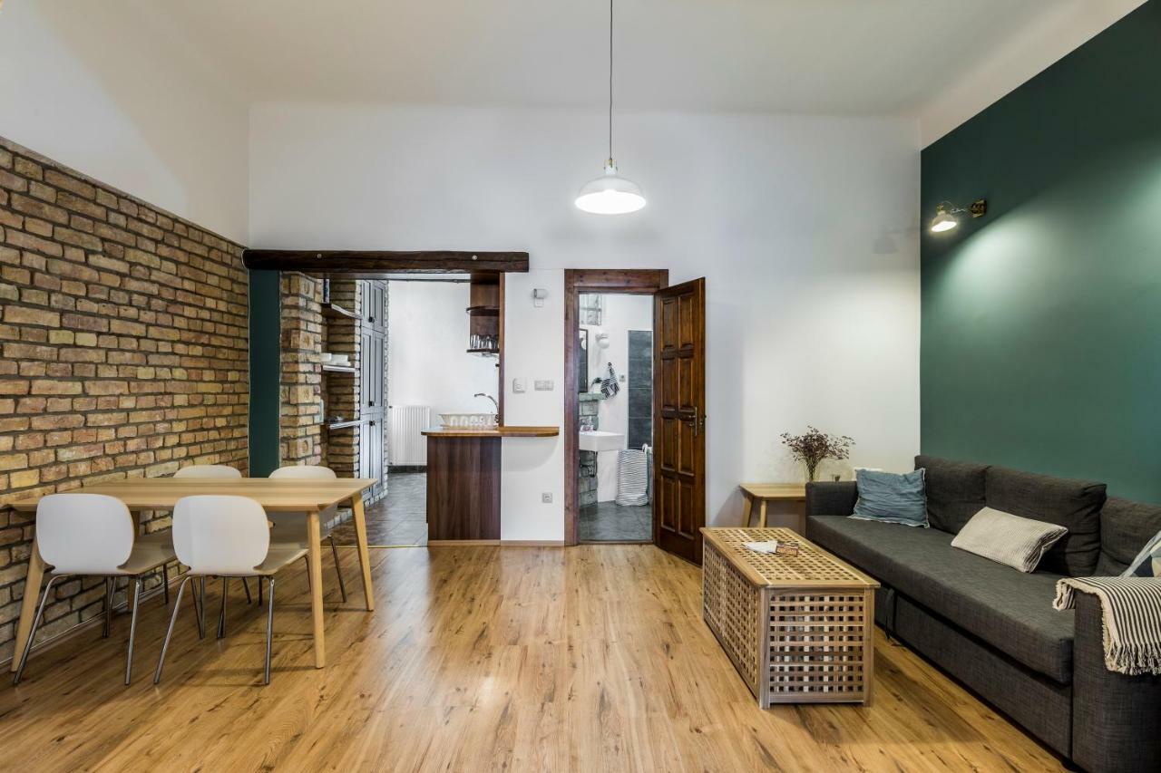 French Touch Apartment With Free Parking Budapest Extérieur photo