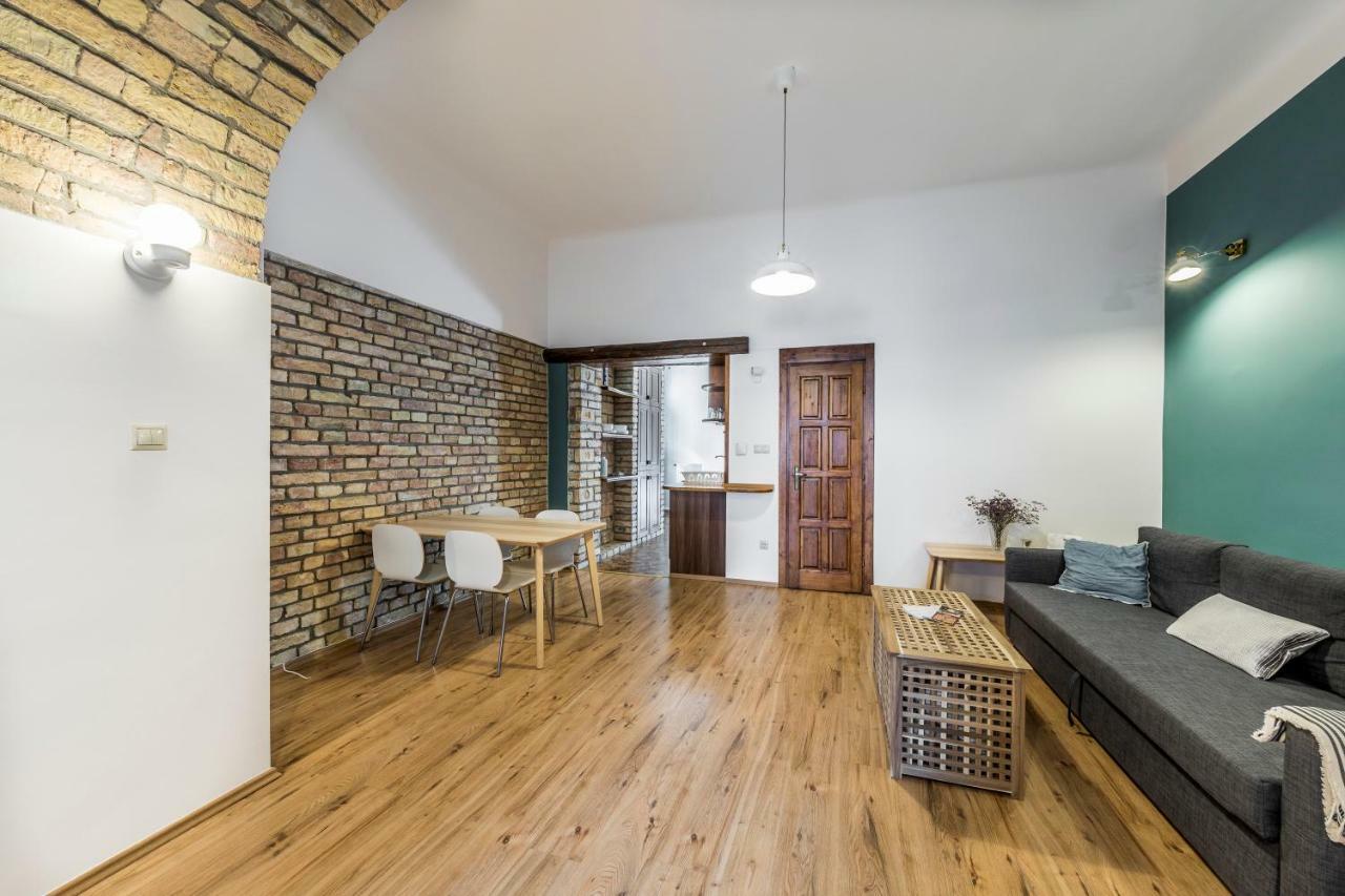 French Touch Apartment With Free Parking Budapest Extérieur photo