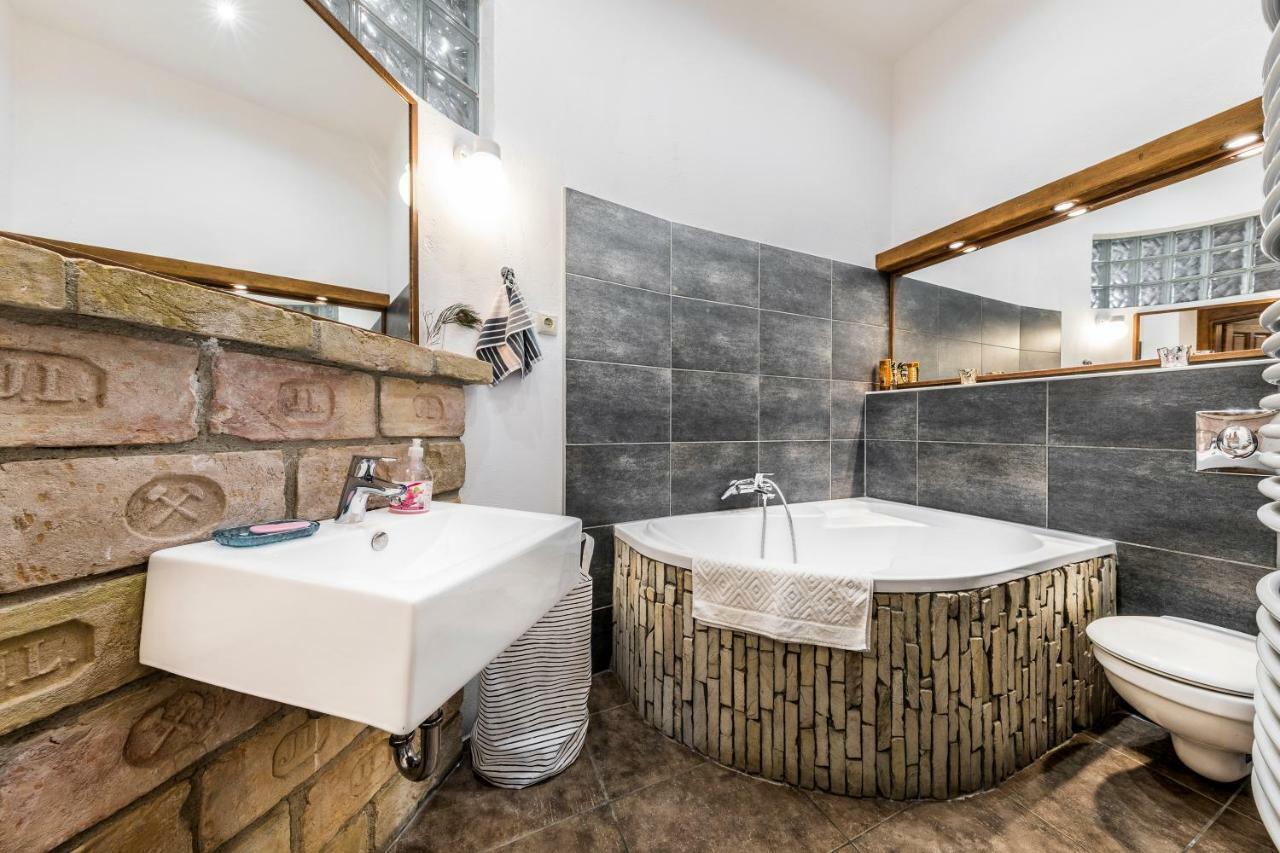 French Touch Apartment With Free Parking Budapest Extérieur photo