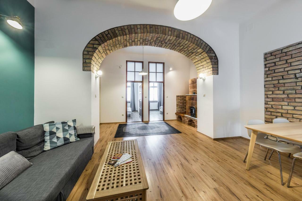 French Touch Apartment With Free Parking Budapest Extérieur photo